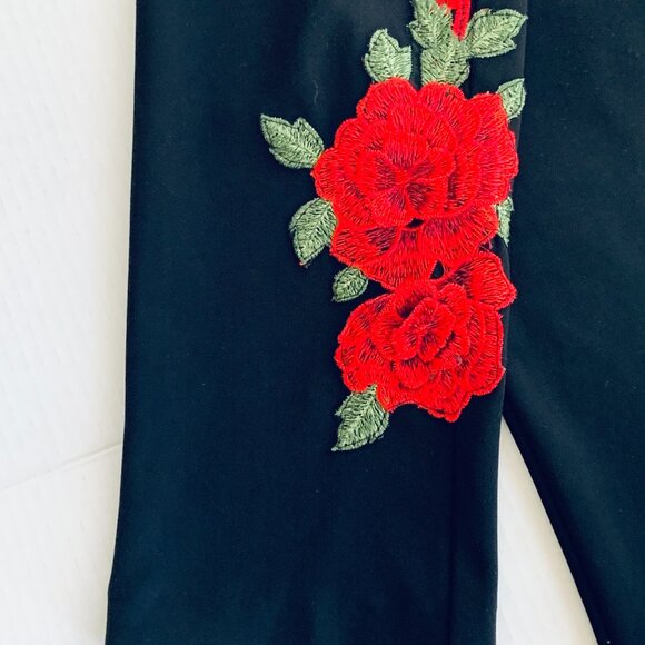 Joseph Ribkoff Black Stretch Pant with Beautiful Embroidered 3-D Rose Detail sz8 - Picture 8 of 10